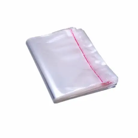 चौड़ाई 42cm 100pcs/पैक अतिरिक्त बड़े कस्टम लोगो मुद्रण Resealable परिधान पैकेज स्वयं सील Bopp चमकदार स्पष्ट प्लास्टिक बैग