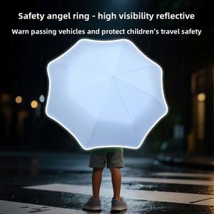 Parapluie enfant automatique à double nervures avec poignée mousqueton réfléchissante 360°, personnalisable avec logo OEM, pour la sécurité scolaire des tout-petits, cadeau promotionnel et voyage - Product Image 4