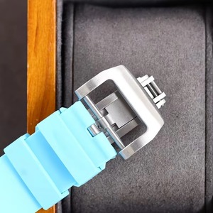 Nouvelle Arrivée 2026 – Montre Mécanique Automatique de Luxe pour Homme, Boîtier en Fibre de Carbone Grise, Forme Tonneau Squelette, Étanche – En Promotion - Product Image 4