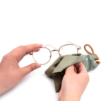 Eastsunshine Promotion : Étui à lunettes portable en cuir PU avec logo personnalisé OEM, chiffon à lunettes en polyester durable