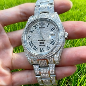 Reloj Automático de Lujo con Moissanita VVS1 de 41 mm, Color D, Plateado, Hecho a Mano - Product Image 1