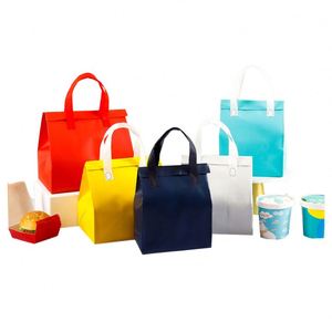 Customized Insulated Thermal Bags for Food Delivery <b>Cooler</b> <b>Drinks</b> and Cake for Picnics and Tote Bags - Product Image 1