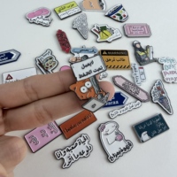 Stock usine disponible : Pin's en émail souple personnalisable, gravé sur mesure, motifs variés, thème arabe, autocollant décoratif personnalisé pour téléphone