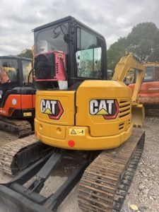 Excavatrice sur chenilles CAT 303.5 d'occasion à vendre, 3,5 tonnes, 95% neuve, d'origine, avec EPA CE, mini-excavatrice d'origine CAT 303.5 - Product Image 1