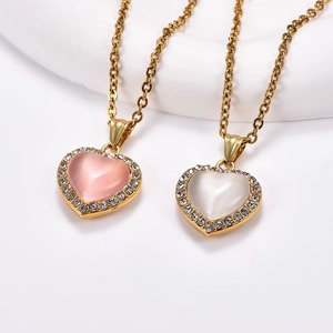 Collier pendentif cœur en acier inoxydable et zircone pour femme, avec breloques scintillantes, chaîne en métal, accessoires de bijoux de mariage, cadeau - Product Image 1