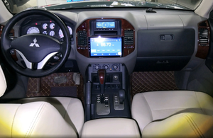 מיצובישי פאג'רו V93 SUV משומש, יורו 6, בנזין, מושבי עור, גלגלי R17 אחוריים, תיבת הילוכים אוטומטית, גג שמש פנורמי - Product Image 5