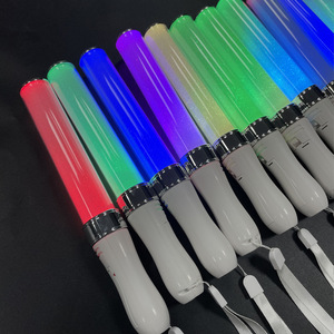 Moulin à vent musical <span class=keywords><strong>lumineux</strong></span> coloré en forme de poisson, baguette magique électrique clignotante, jouets éblouissants colorés pour stand de marché, vente en gros - Product Image 2