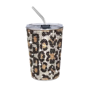 Gobelet clouté en diamant Bling pour femme 17 oz Gobelet en acier inoxydable scintillant avec couvercle et bouteille d'eau décorée de paille - Product Image 2