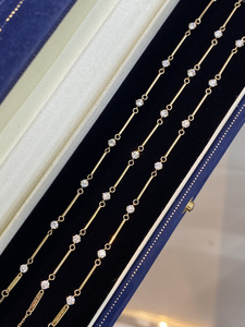 กำไลข้อมือเพชรแท้ Xinfly 18K ทองคำแท้ ดีไซน์ใหม่ เครื่องประดับชั้นดีสำหรับผู้หญิง สไตล์ทันสมัย เหมาะสำหรับเป็นของขวัญและสวมใส่ในชีวิตประจำวัน - Product Image 6
