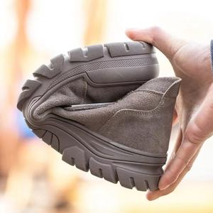 Botas Clásicas para Hombre Personalizadas de Fábrica con Forro de Piel Sintética, Botas Cálidas de Invierno, Botas Chelsea Casuales para Oficina y Uso Diario - Product Image 4