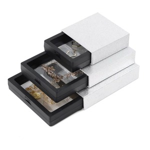 Vassoio in plastica argento lucido con scatola di carta trasparente gioielli da donna tali collane orecchini anelli orologi fatti di cartone - Product Image 4