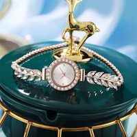 Jam Tangan Wanita Mewah Elegan dengan Dial Emas Kecil, Hiasan Daun Zaitun Hijau Berkilau, Tali Jam Bertabur Rhinestone, Analog, Tipis, untuk Acara Formal