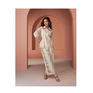 ชุดคอลเลกชั่นใหม่ผ้าไหมแท้สำหรับผู้หญิงชุด Nighty เจียมเนื้อเจียมตัวชุดคอร์ดร่วมแบบสุภาพราคาไม่แพงจากซัพพลายเออร์อินเดีย - Product Image 1