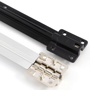 Dispositif de redressement sans découpe en alliage d'aluminium et acier laminé à froid pour portes d'armoires - Design moderne, durable, installation facile, pour écoles - Product Image 1