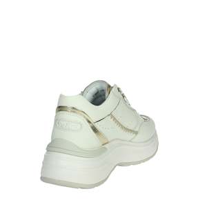 Sneakers Janet & Janet Donna J-060 Beige Oro, chaussures en toile tendance - Product Image 3