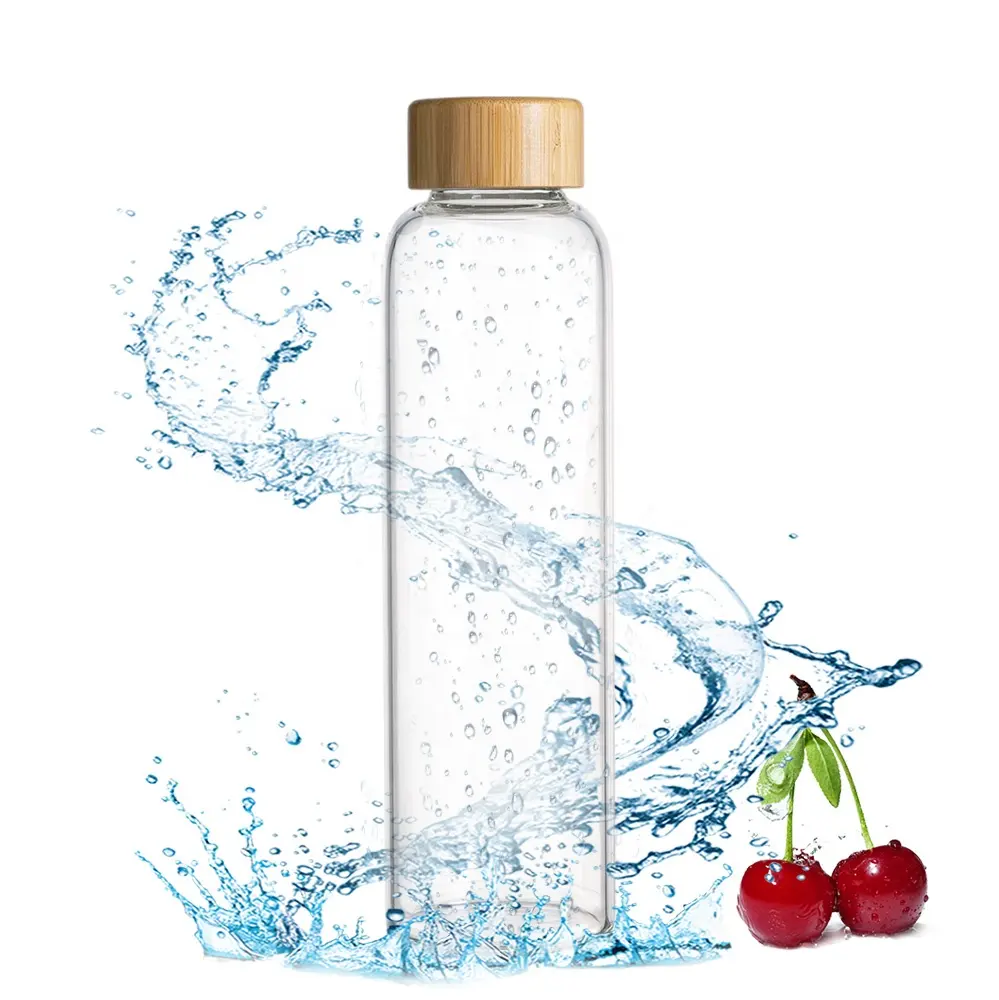 Vente en gros de bouteilles en verre borosilicaté transparent avec couvercle supérieur en bambou manchon en silicone belle bouteille d'eau botella de agua pour boire du jus