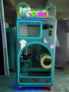 Machine à glaces molles commerciale personnalisée pour intérieur, avec écran tactile, acceptant pièces et billets, idéale pour les salles de jeux. - Product Image 2