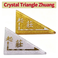 Accessoire de jeu de table multi-scènes : Ensemble de dés triangulaires en plastique écologique à paillettes pour jeu manuel et automatique