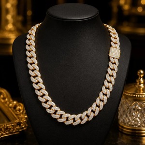Cadena Cubana de Diamantes Moissanite Más Vendida, Chapada en Plata 925, para Uso Diario, Disponible a Buen Precio - Product Image 3