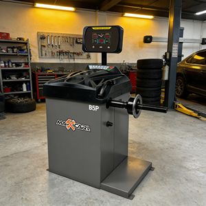 Bilanciatrice per Ruote Auto MAXCARL B5P, Macchina Professionale per Bilanciamento Pneumatici con Velocità di Rotazione 90/130rpm - Product Image 2