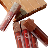 Gloss à lèvres mat velours écologique longue tenue aux couleurs vibrantes de la marque coréenne Black Rouge