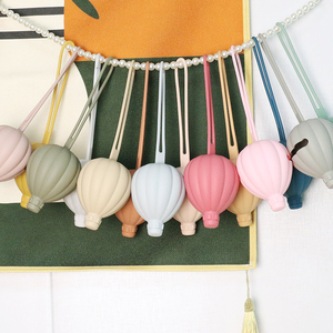Nouvelle chaîne de sucette pour bébé en silicone sans BPA, personnalisée, en forme de montgolfière, avec étui à sucette à motif montgolfière - Product Image 4