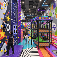 Équipement de terrain de jeu intérieur commercial multi-sports, trampoline, toboggan, cordelette de ninja, certifié CE/TUV, capacité de 30 à 150 utilisateurs