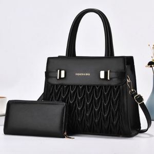 Cartera de mano para mujer de piel de vaca auténtica hecha a mano con diseño tallado estilo vintage - Product Image 2