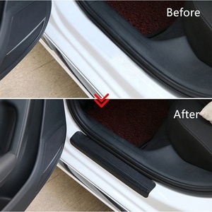 4 pièces Film de protection de seuil de <span class=keywords><strong>porte</strong></span> de voiture Anti-rayures Anti-coup de pied Film de protection autocollants universels 3D en fibre de carbone Autocollants de seuil de voiture - Product Image 5