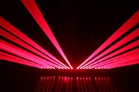 5-Kopf 5*500mW Roter Laserstrahl RGB LED Moving Head Bühnenbeleuchtung DMX512 Tonaktivierte Steuerung IP33 CRI90 Aluminium-Beleuchtung