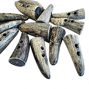 Bouton à bascule en corne de buffle polie, style animalier, écologique et naturel, fait main, pour vêtements de mode - Product Image 1