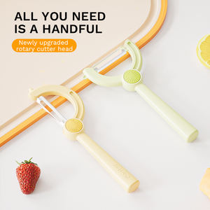 Éplucheur de légumes rotatif 90 °   Éplucheur de cuisine à tête pivotante en ABS et acier inoxydable avec poignée antidérapante pour fruits, pommes de terre et carottes - Product Image 3