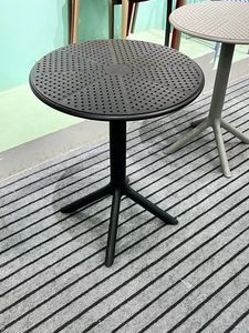 طاولة بيسترو خارجية من البولي بروبيلين بالجملة من المصنع لعام 2026، طاولة طعام بلاستيكية بألوان مخصصة - Product Image 5