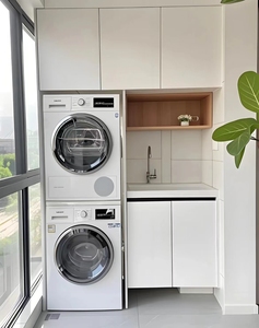 Cuisine moderne Balcon Machine à laver Rangement intégré Boîtier en bois massif Laque Acrylique Panneau de porte Évier Dosseret Robinet - Product Image 1