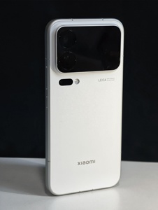สมาร์ทโฟน Xiaomi 18 Pro Max 5G รุ่นใหม่ปี 2026 พร้อม Snapdragon 8 Gen6 Ultra กล้องคู่ Leica ปรับแต่งพิเศษ 200MP หน้าจอป้องกันความเป็นส่วนตัว ขนาด 6.9 นิ้ว - Product Image 2