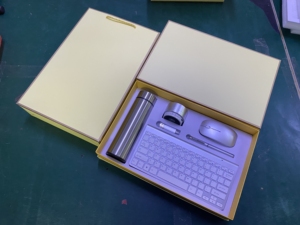 <strong>Promotional</strong> <strong>Cheap</strong> VIP Corporate Custom Marketing <strong>Promotional</strong> <strong>Products</strong> Gifts Items With Logo Notebook and Pen Gift Set - Product Image 2