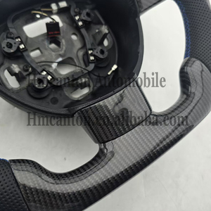 Producto Nuevo: Volante de Fibra de Carbono con Cuero Perforado y Costuras Azules para Ford Focus Classic - Product Image 6