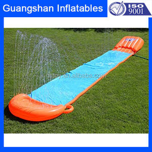 <span class=keywords><strong>Tapis</strong></span> <span class=keywords><strong>de</strong></span> <span class=keywords><strong>glisse</strong></span> aquatique gonflable OEM pour l'été, toboggan aquatique extérieur en plastique avec arroseur, jouets aquatiques pour enfants - Product Image 3