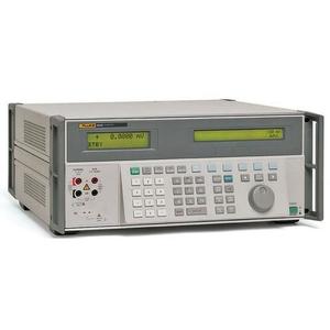 Calibrador Multiproducto Fluke 5522A, Osciloscopio, Multímetro, Instrumento de Calibración de Presión Eléctrica - Product Image 2