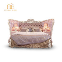 Meubles de chambre à coucher de luxe royal, sculptés à la main, style américain, en bois massif, finition haute brillance, or massif sculpté, style Californie
