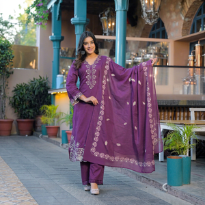 Purple Embroidered <b>Women</b> Salwar Kameez Set Long Sleeve <b>Kurta</b> Palazzo Pants Shawwarah for Party Wedding - Product Image 1
