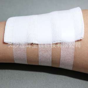 Cinta Adhesiva Médica Changsha Lianhui, Blanca, Transpirable, Hipoalergénica, para Fijación de Gasa y Apósitos Quirúrgicos - Product Image 1