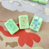 Ensemble de Mahjong de luxe américain Florence, tuiles en acrylique personnalisées, design pliable et portable pour 4 joueurs - Cadeau écologique pour la famille