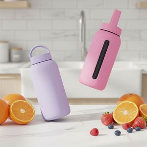 Bouteille d'eau en verre borosilicate à large ouverture sans BPA avec manchon en silicone 800 ml pour le sport, le yoga et la motivation - Product Image 1
