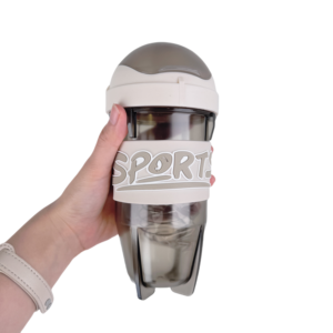 Ensemble de gourdes pour enfants, gobelet à eau en plastique portable et mignon, bouteille d'eau réutilisable pour enfants pour l'école - Product Image 1