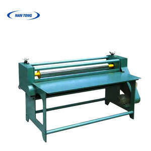 Machine à plastifier Nantong modèle 1200, largeur 1100 mm, équipement de montage avec applicateur de colle, moteur 0,75 kW - Product Image 1