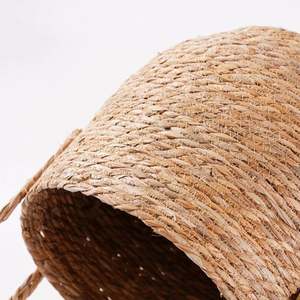 Panier multifonctionnel en jonc de mer de Chine, panier tissé à la main en paille avec poignées pour les jouets et les articles divers - Product Image 2