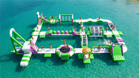 Parcours d'obstacles aquatiques gonflables flottants avec escalade, trampoline et toboggan pour les centres de villégiature, les lacs et les entreprises de location