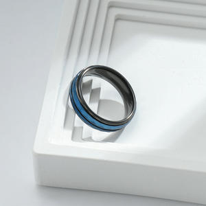 แหวนทังสเตนเหล็ก unisex พื้นผิวทรายเรียบง่ายพร้อมดอกไม้ตัดทันสมัยฝังทองสีดำชุบแซฟไฟร์เครื่องประดับแฟชั่นสำหรับผู้ชาย - Product Image 3