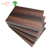 Feuilles de stratifié PVC décoratives Panneaux muraux intérieurs en PVC marbre brillant grain de bois pierre